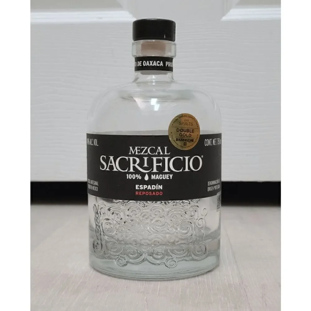 EMPTY Collectible Top Shelf Tequila Mezcal Sacrificio Reposado Bottle